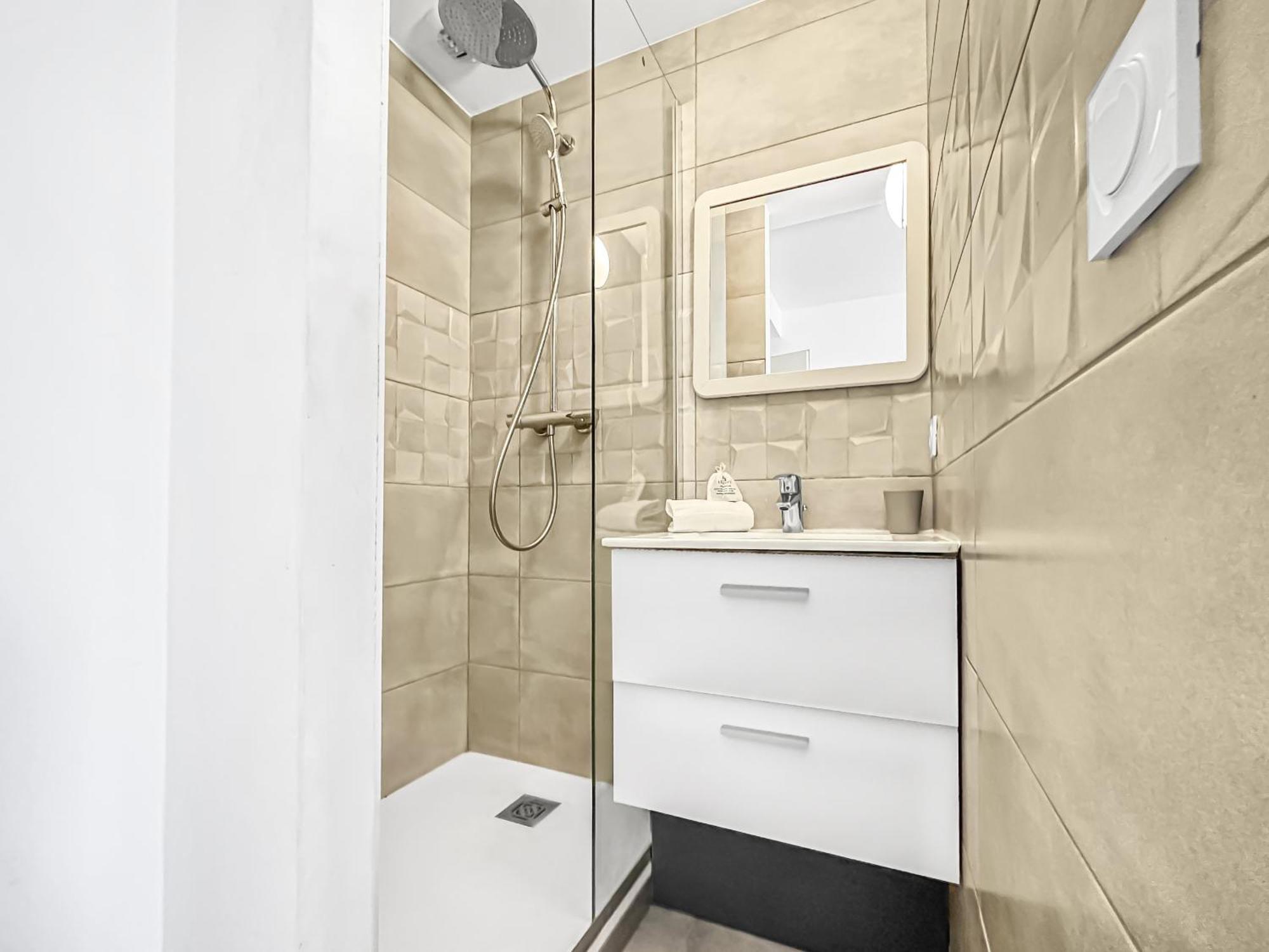 La Coloc Choco - Belle Colocation En Hypercentre / 5 Chambres Privees / Salle De Bains Privative / Proche Gare Et Tram / Wifi Et Netflix อานมาส ภายนอก รูปภาพ